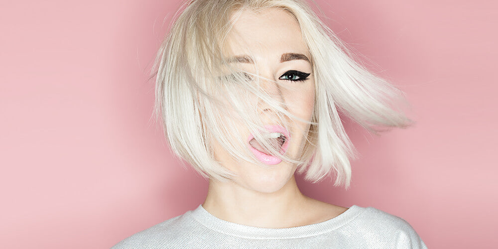 How to get false lashes off